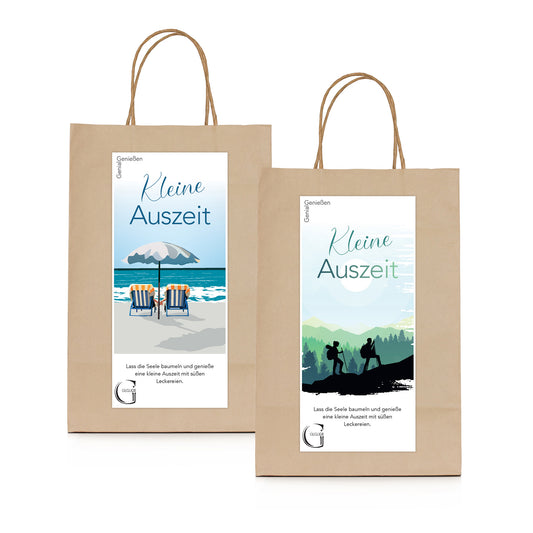 Liebevolle Geschenktüte Kleine Auszeit von Genial Genießen mit Likören, Schokolade und Tee für entspannte Genussmomente und kleine Pausen im Alltag