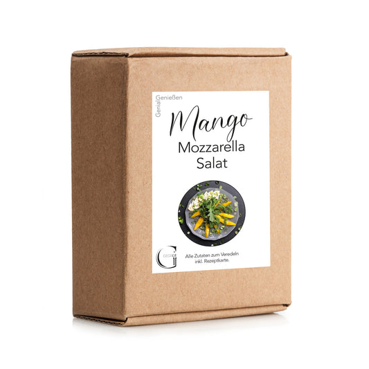 Mango-Mozzarella Salat-Box von Genial Genießen mit ausgewählten Feinkostspezialitäten für einen fruchtig-frischen Salat mit Mango, Mozzarella und feinen Genusszutaten.